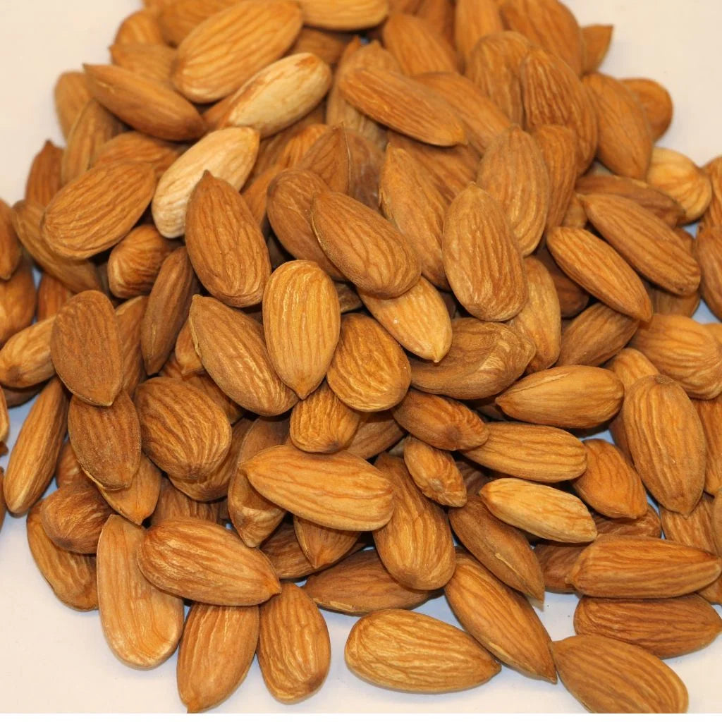 Badam Khagzi Giri (Almond)